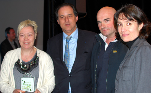 Patrick Lardellier remporte le trophée de l'étalage de marché en 2012_Geomarchés